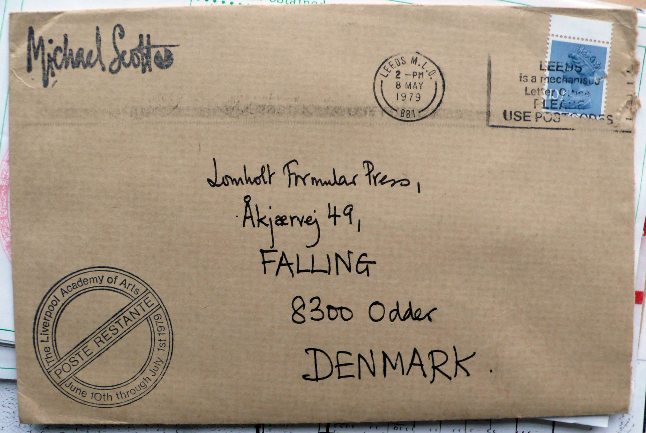 M 1979 05 08 scott umbrella 001